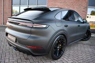 Porsche Cayenne Coupé 4.0 Turbo E-Hybrid GT  Burmester PDCC Carbon HUD ACC 360 / 103