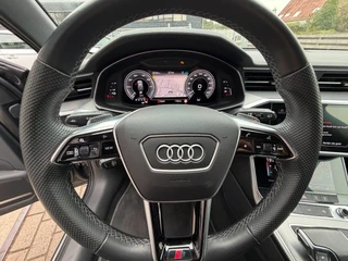 Audi A6 Avant 55 TFSI e quattro Competition / Pano / TopView / Trekhaak / 367PK / Zeer kompleet !! / 32