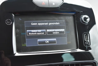 Renault Clio 0.9 TCE LIMITED CARPLAY / DEALER ONDERHOUDEN / 35