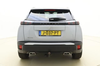 Peugeot 2008 1.2 PureTech Blue Lease Allure 130 PK | Handgeschakeld | Trekhaak | Navigatie | Climate Control | Airco | Cruise Control | Camera | Licht Metalen Velgen / 12