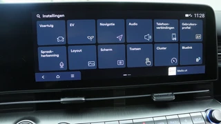 Hyundai Kona Electric Pure Edition 64.8 kWh | Demo | Navigatie | Camera | Cruise control / 28