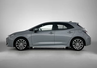 Toyota Corolla 2.0 Hybrid Business Sport Intro | Automaat | Adaptive cruise | Stuur & stoelverwarming | Navigatie | Camera / 4
