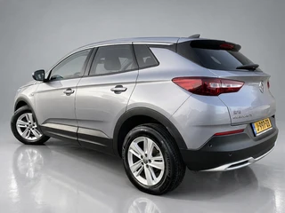 Opel Grandland X 1.2 Turbo Business Executive 130 pk  | 1e eigenaar | dealer onderh. | leder interieur | navigatie | camera | carplay / 8