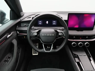 Skoda Superb Combi 1.5 TSi 204 Pk PHEV Sportline Business | Trekhaak | Carplay | Canton Audio | Head-up Display | Panoramadak | Virtual Cockpit | Adaptive Cruise | 19 Inch / 43