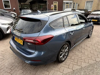 Ford Focus Wagon 1.0 EcoBoost Hybrid ST Line  Fullmap Navigatie, 17''Lmv / 17