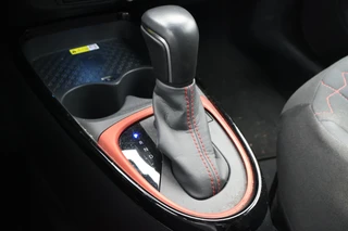 TOYOTA AYGO X ENVY 5-DRS AUTOMAAT TREKHAAK CLIMA AD-CRUISE NAVI JBL-AUDIO APPLE/ANDROID CAMERA / 21