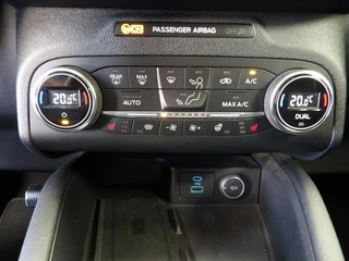 Ford Kuga 2.5 PHEV e-CVT 225pk Titanium / 28