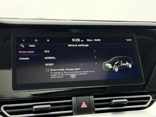 Kia e-Niro DynamicPlusLine 64 kWh SOH 95,4% | Trekhaak |Schuif/Kanteldak | Camera | Stoel/Stuurverwarming | Carplay&Android / 29