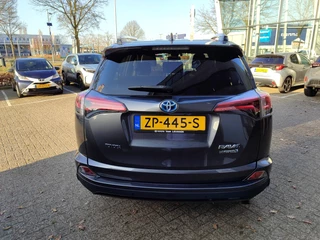 Toyota RAV4 2.5 HYBRID BLACK EDITION / 36