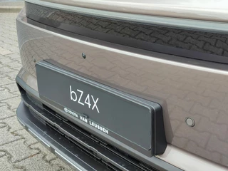Toyota bZ4X Touring DYNAMIC LIMITED EDITION 75 kWh NIEUW DIRECT LEVERBAAR! 360° CAMERA STOEL/STUURVERW WARMTEPOMP BLIND SPOT EL-ACHTERKLEP KEYLESS NAVI PARK-SENSOREN APPLE/ANDROID / 35