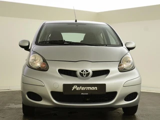 Toyota Aygo 1.0-12V Comfort Navigatie | 1e eigenaar | PDC / 13