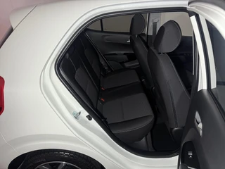 KIA Picanto 1.0 DPi 67pk 4-zits DynamicPlusLine | Navigatie | Cruise Control / 33