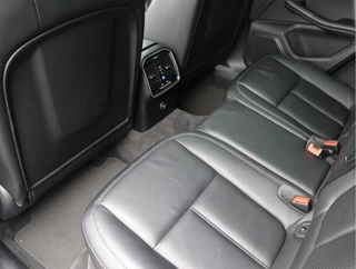 Porsche Macan 3.0 D S  | Leder | Luchtvering | Panoramadak | 21" Sport Classic / 31