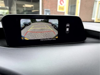 Mazda 3 2.0 e-SkyActiv-G M Hybrid Comfort  Navi, Camera, App Connect / 9