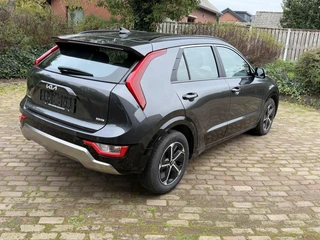 Kia Niro 1.6 GDi PHEV DynamicLine / 14