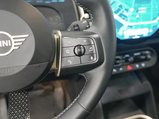 MINI Countryman SE ALL4 Panoramadak | Stuurverwarming | Head Up | Comfort Access / 15