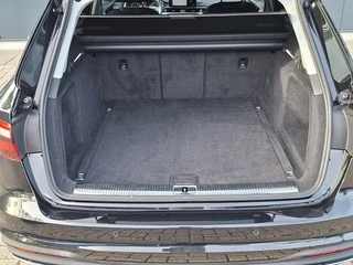 Audi A4 Avant 35 TFSI * AUTOMAAT * Black Pakket * Navigatiesysteem * Stoelverwarming * 56.000KM! * ZEER Netjes! * / 38