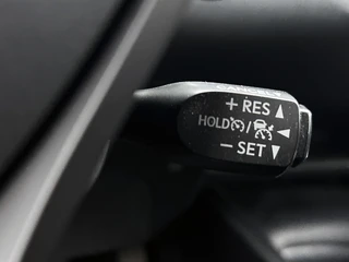 Toyota C-HR 1.8 Hybrid Dynamic Camera | Cruise Control | Climate Control | / 18