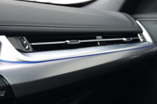 BMW X1 xDrive25e  | M-Sport | Panodak | Trekhaak | Camera | Leder | / 19