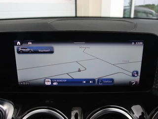 Mercedes GLB 180 Luxury Line | Widescreen |  Apple carplay - android auto / 21