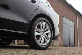 Volvo V60 2.0 B4 Inscription | NL auto | 2e eigenaar | BTW auto | Stuurverwarming | Leer | Cruise control | DAB | Camera | LED | Navigatie | Bluetooth | PDC / 40