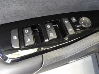 Kia Sportage 1.6 T-GDi 265pk Plug-In Hybrid AT6 4WD GT-PlusLine / 36