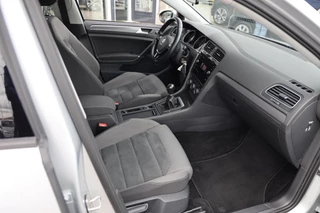 Volkswagen Golf 1.6 TDI Comfortline Business|Navi|ACC|Stoelverw.|Carplay| / 21