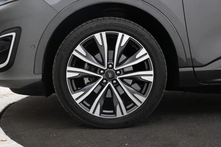 Ford Kuga 2.5 PHEV Vignale  Trekhaak, Head up display! B&O / 9