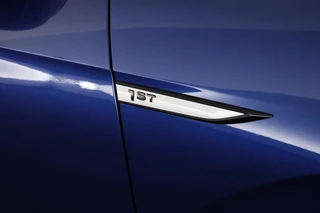 Volkswagen ID.4 First 204pk 77 kWh SOH 91% Leder Stoelverwarming Camera Navigatie / 37