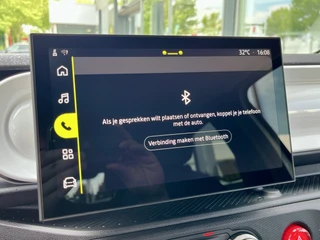 Renault Twingo Urban Range 80pk Techno 27.5 kWh  | 18inch velgen | V2G | Navigatie | Climate Control | Keyless | Achteruitrijcamera | Adaptive Cruise Control (ACC) | Apple CarPlay/Android Auto / 38