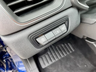 Renault Captur 1.3 TCe 160 EDC Techno  | Automaat | Navigatie | Groot Scherm | Camera + Sensoren | Adaptieve Cruise | Climate Control | Apple CarPlay/Android Auto / 42