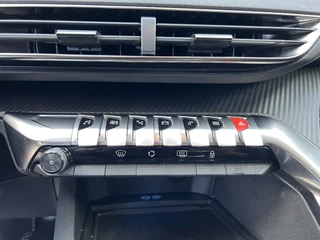 Peugeot 5008 1.2 PureTech Blue Lease Executive 7p  | APK tot 14-09-2027 | Trekhaak | Volledig onderhoud | / 30