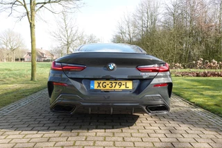BMW 8 Serie M850i xDrive High Executive  | Carbon Core | Adaptive Cruise | Full Option! | / 8