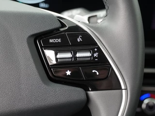 Kia Niro 1.6 GDi Hybrid DynamicLine  - Demo - Adaptieve cruise control - Navigatie - Keyless entry - Apple Carplay/Android Auto - Achteruitrijcamera - Parkeersensoren voor en achter - Fabrieksgarantie t/m 2033 / 25