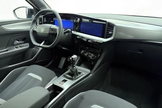Opel Mokka 1.2 Turbo GS | € 5.600 Registratie VOORDEEL | Nieuwe auto | 18 inch lichtmetalen velgen | Stoel en stuurverwarming | Keyless entry en start | Achteruitrijcamera | Adaptive cruise control | Matrix led verlichting / 8