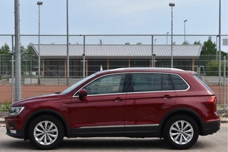 Volkswagen Tiguan 1.4 TSI ACT 150 pk Connected Series  NL-Auto | DAB | Elekt.trekhaak | Carplay | Cruise Control | Climate Control | NAP / 2