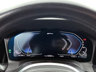 BMW 3-serie 330e High Executive M Sport | Cruise Control | CarPlay | Stoelverwarming | / 18