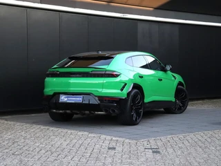 Lamborghini Urus 4.0 V8 Hybrid SE VERDE VIPER | DARK PACKAGE | CLASSICO LEDER | B&O 3-D  | CARBON-DAK | INTERIEUR- CARBON PAKKET | SOFT-CLOSE | 360° CAMERA | HEAD-UP | STOELVERK. | ADAPT. CRUISE | 5 JAAR GARANTIE | FULL OPTIONS!! / 4