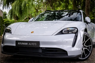 Porsche Taycan Sport Turismo 4S 93 kWh  Panorama 21" Sport Chrono 360 Camera Warmtepomp / 2