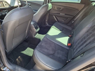 SEAT Leon ST 1.5 TSI FR 150pk Carplay Camera Stoelverw. Business Intense / 25
