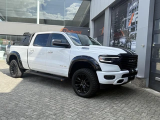 Dodge Ram 1500 4X4 5.7 V8 4x4 Crew Cab|wide body|lift! / 12