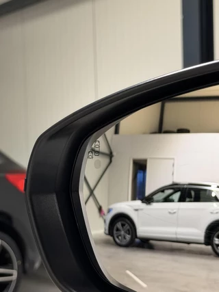 Opel Grandland X 1.6 Turbo Hybrid Camera Elegance Carplay / 16