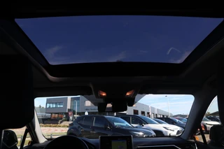 Toyota RAV4 2.5 HYBRID DYNAMIC CAMERA ADAP-CRUISE ANDROID/APPLE STOEL/VOORRUITVERW. LM-VELGEN P-SENSOREN / 20