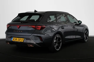 CUPRA Leon Sportstourer 1.5 TSI e-Hybrid Business Facelift Stuur/Stoelverwarming Camera / 4