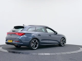 CUPRA Leon Sportstourer 1.4 e-Hybrid Business Navi | Stuurverwarming | LED | Adaptive / 2