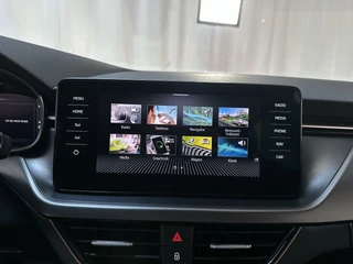Skoda Kamiq 1.0 TSI 110pk DSG Business Edition LED Virtual Cockpit Stoelverwarming DAB+ App-Connect / 20