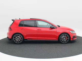 Volkswagen Golf 2.0 TSi GTi 290 Pk TCR | Panorama Dak | Adaptive Cruise | Camera | Stoelverwarming | 18 inch | 90.438 km!! / 9