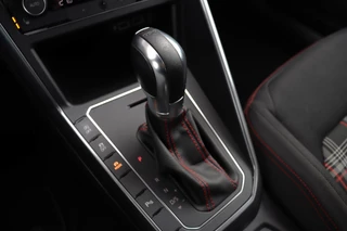 Volkswagen Polo 2.0 TSI GTI | Apple Carplay | Cruise | Stoelverwarming | Clima | Sensoren | Lm Velgen | / 24