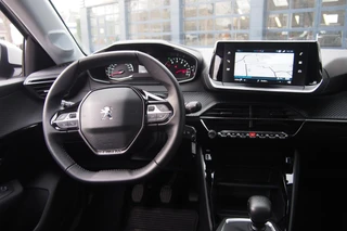 Peugeot 208 1.2 Turbo Active Pack Edition | Airco | LED-Koplampen | 16 inch LM-Velgen | Navigatie | Apple Carplay | Parkeersensoren | Cruise Control | DAB+ Radio | Multifunctioneel Stuurwiel | / 18