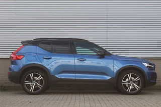 Volvo XC40 2.0 B4 R-Design  | Harman Kardon | Trekhaak | Memory | Adaptieve Cruise | Elektr. Achterklep / 2